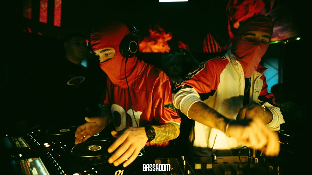 ANTIK & ZECHNASS DJ SESSION ON BASSROOM AT OCTOGON 360 